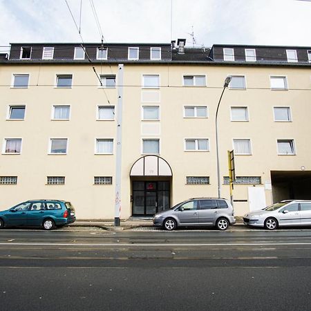 Homefy Studio Heaven - Self Check-In - Free Parking - Elevator Essen Luaran gambar